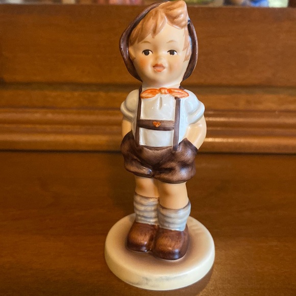 COPY 1 - 🤎TM7 ‘For Keeps’ Hummel Goebel #630 - Picture 1 of 6